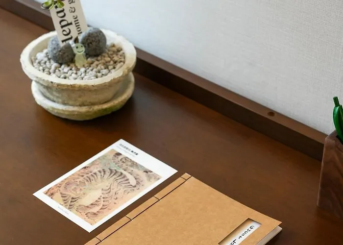 Villa Breeze In Namsan-서울역 공항철도 Ktx 2층단독사용 방2 침대3 소파베드1 업무공간 최대7인 남산뷰 명동