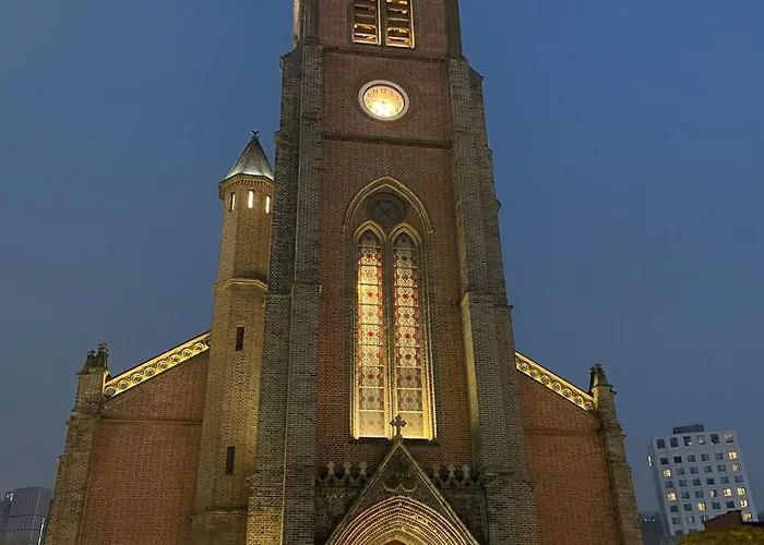 Breeze In Namsan-서울역 공항철도 Ktx 2층단독사용 방2 침대3 소파베드1 업무공간 최대7인 남산뷰 명동